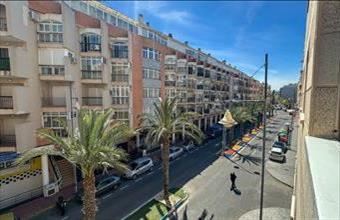 Eladó Spanyolországi tégla lakás hirdetés (63377449)