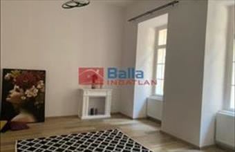 Eladó Budapest V. kerületi tégla lakás hirdetés (82193493)