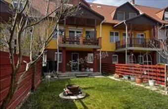 Eladó Egeri ikerház hirdetés (78492629)