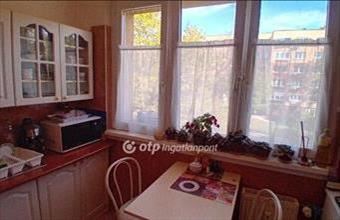 Eladó Budaörsi panel lakás hirdetés (37277837)