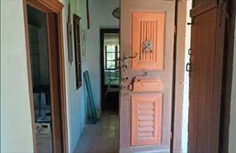 Eladó Balatonhenyei hétvégi ház hirdetés (37543597)