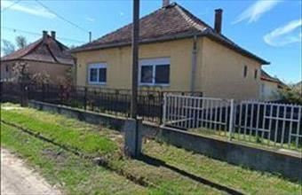 Eladó Zsákai családi ház hirdetés (24748757)