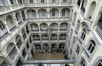 Kiadó Budapest V. kerületi tégla lakás hirdetés (51557787)