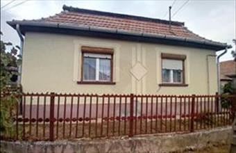 Eladó Szűcsi családi ház hirdetés (73346353)