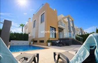 Eladó Spanyolországi sorház hirdetés (33373613)