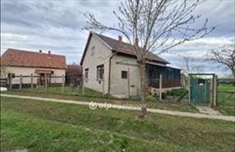 Eladó Vésztői családi ház hirdetés (24232838)