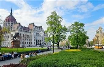 Eladó Budapest V. kerületi tégla lakás hirdetés (47552475)