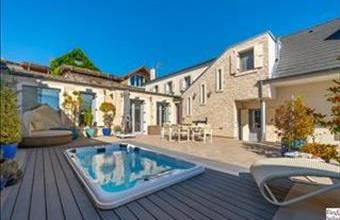 Eladó Szentendrei családi ház hirdetés (53644243)