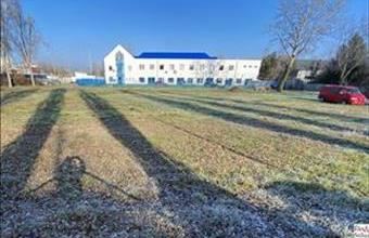 Kiadó Budapest III. kerületi lakóövezeti telek hirdetés (23593954)