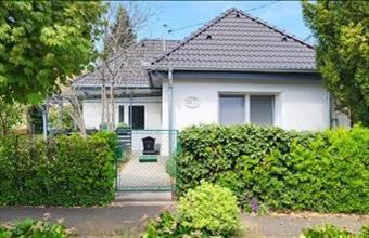 Eladó Balatonlellei családi ház hirdetés (44599946)