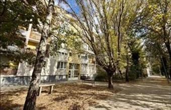 Eladó Komáromi panel lakás hirdetés (43334399)