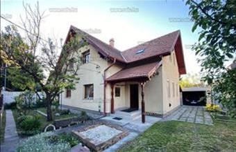 Eladó Budapest III. kerületi családi ház hirdetés (93521327)