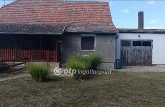 Eladó Dömsödi családi ház hirdetés (34723434)