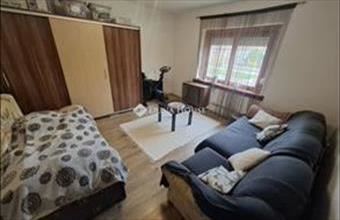 Eladó Kiskunfélegyházai családi ház hirdetés (85481352)