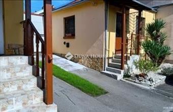 Eladó Pécsi családi ház hirdetés (34173461)