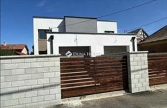 Eladó Budapest XVIII. kerületi ikerház hirdetés (53743838)