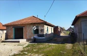 Eladó Nagykátai családi ház hirdetés (99363955)