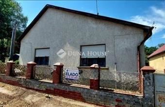 Eladó Péceli családi ház hirdetés (55375557)