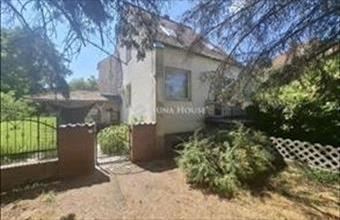 Eladó Úri családi ház hirdetés (52535993)