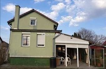 Eladó Úri családi ház hirdetés (52673247)