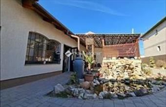 Eladó Vecsési családi ház hirdetés (42534249)