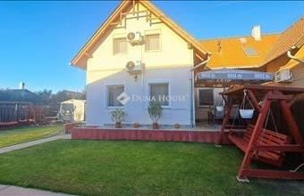 Eladó Üllői ikerház hirdetés (34934412)