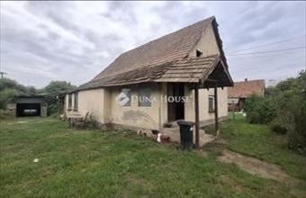 Eladó Pándi családi ház hirdetés (33876653)