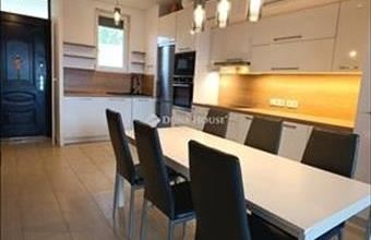 Eladó Budapest IV. kerületi csúsztatott zsalus lakás hirdetés (42537259)