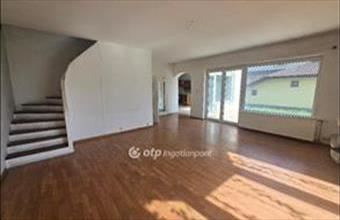 Eladó Mosonmagyaróvári családi ház hirdetés (32343625)