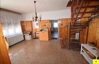 Eladó Büki családi ház hirdetés (79393926)