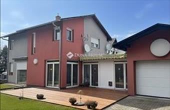 Eladó Balatonkeresztúri családi ház hirdetés (97698423)