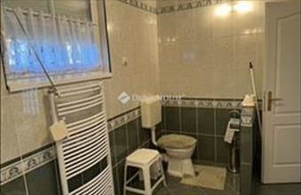 Eladó Balatonfenyvesi családi ház hirdetés (49494979)