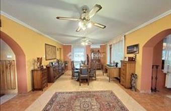 Eladó Seregélyesi családi ház hirdetés (97555523)