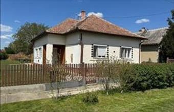 Eladó Abádszalóki családi ház hirdetés (49694928)