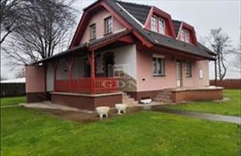 Eladó Kiskunfélegyházai családi ház hirdetés (34456746)