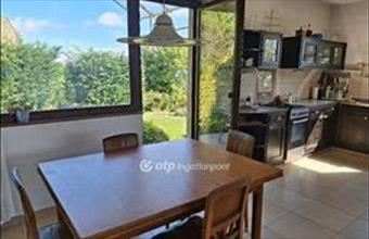 Eladó Budapest II. kerületi sorház hirdetés (74377449)