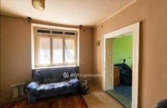 Eladó Szalkszentmártoni családi ház hirdetés (33377337)