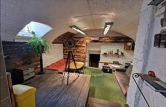 Eladó Budapest III. kerületi üzlethelyiség utcafronton hirdetés (33313717)