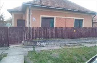 Eladó Komádi családi ház hirdetés (18347294)