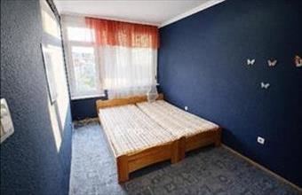 Eladó Egeri csúsztatott zsalus lakás hirdetés (34635422)