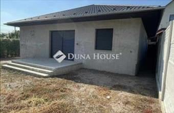 Eladó Dunavarsányi ikerház hirdetés (91488693)