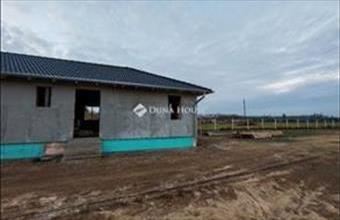 Eladó Pilisi ikerház hirdetés (44695423)