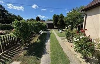 Eladó Kecskeméti családi ház hirdetés (27232582)