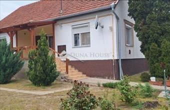 Eladó Kecskeméti családi ház hirdetés (94334663)