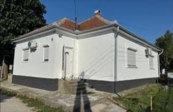 Eladó Poroszlói családi ház hirdetés (31443373)