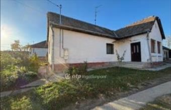 Eladó Ságvári családi ház hirdetés (78957128)