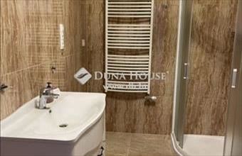 Eladó Budapest II. kerületi családi ház hirdetés (97493757)