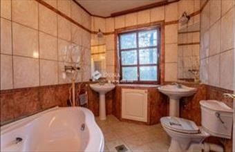 Eladó Dunakeszi családi ház hirdetés (96494897)