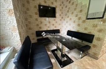 Eladó Budapest VIII. kerületi családi ház hirdetés (16282727)