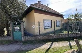 Eladó Nagybaracskai családi ház hirdetés (52346949)